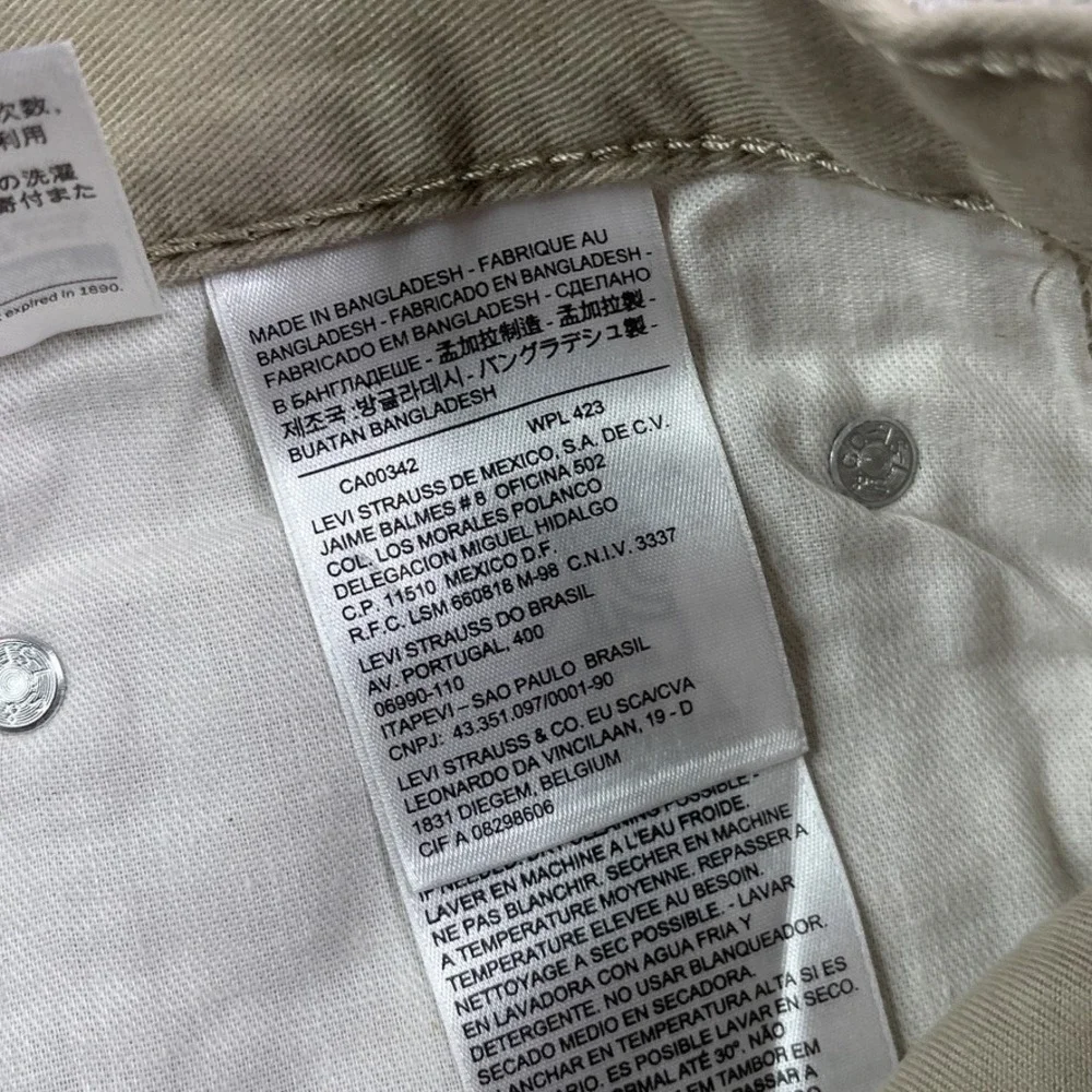 NEW Levis 559 Pants‎ Mens 40x30 Tan Khaki Relaxed Straight Twill Chino NWT